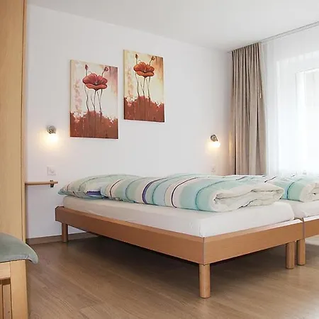Adonis Apartman *